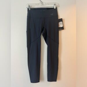 NWT Arc’teryx Oriel Leggings